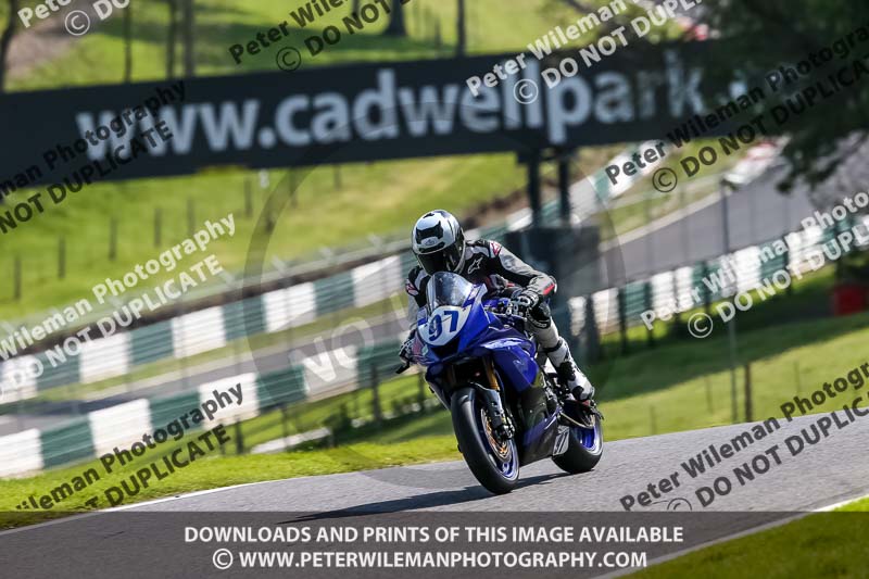 cadwell no limits trackday;cadwell park;cadwell park photographs;cadwell trackday photographs;enduro digital images;event digital images;eventdigitalimages;no limits trackdays;peter wileman photography;racing digital images;trackday digital images;trackday photos